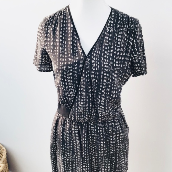 Comptoir des Cotonniers silk minidress in white, black and grey pattern, size S - Picture 6 of 10